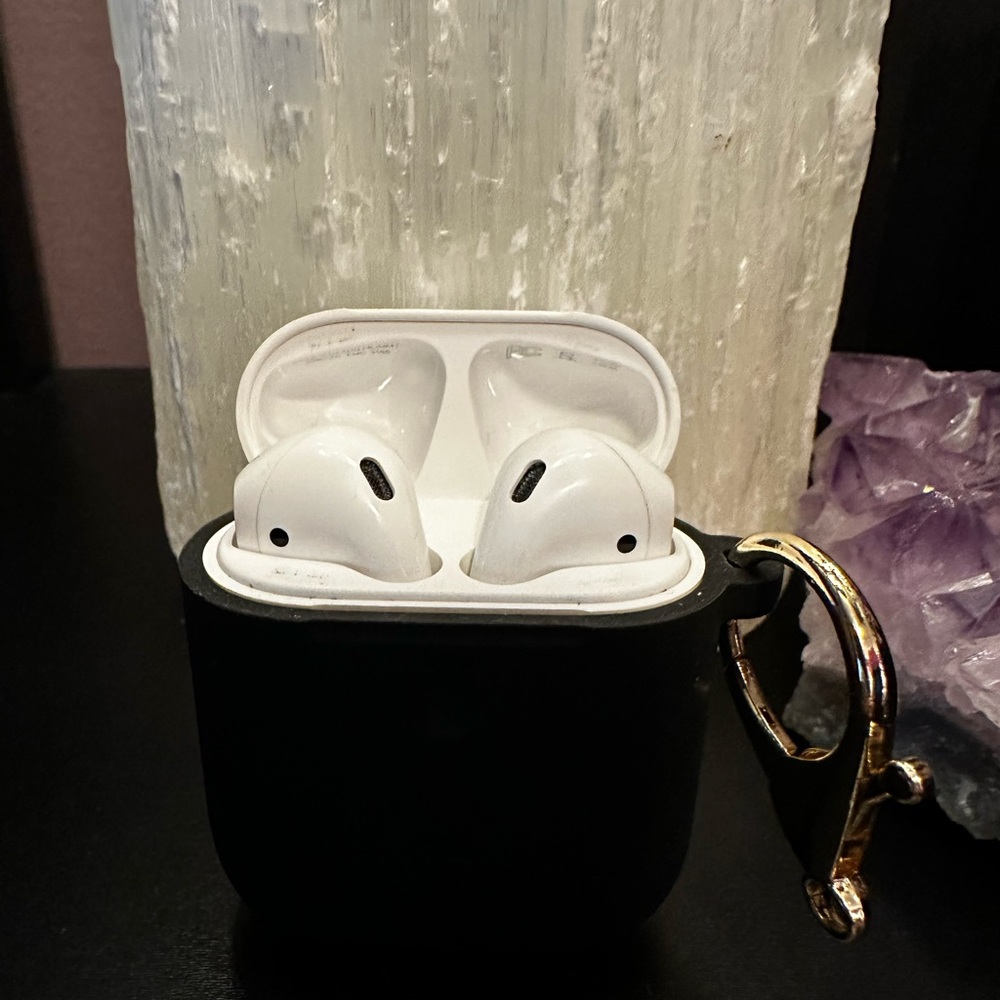 Apple AirPods first gen